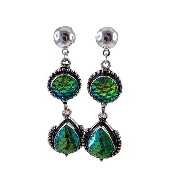 Mermaid dangle earrings green carved titanium set in silver overlay - Picture 1 of 7